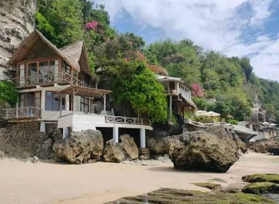 Uluwatu Surf Shack Villa